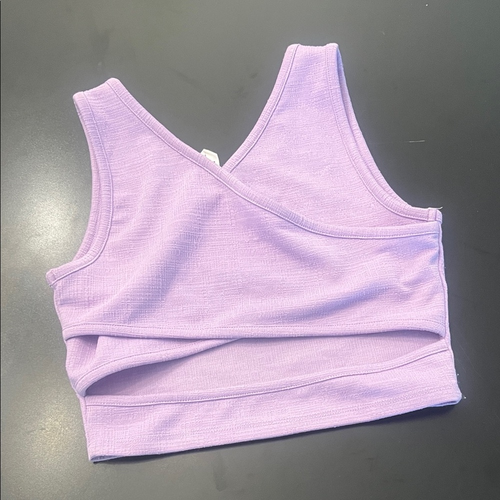 Roxy Lilac crop with cross back M